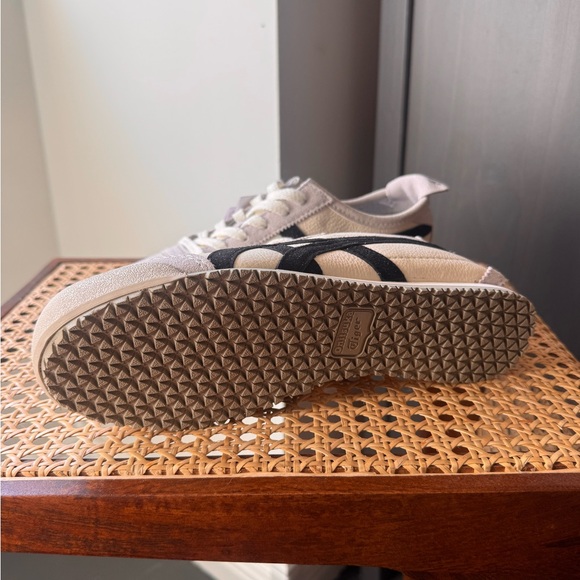 Beige and Black Sneakers - Picture 3 of 6